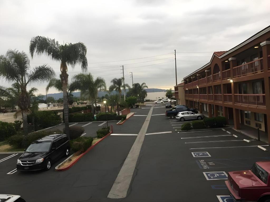 Grand Park Inn Baldwin Park Exterior foto