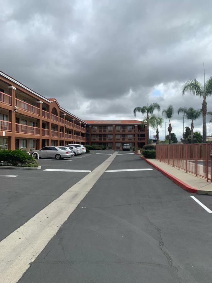 Grand Park Inn Baldwin Park Exterior foto