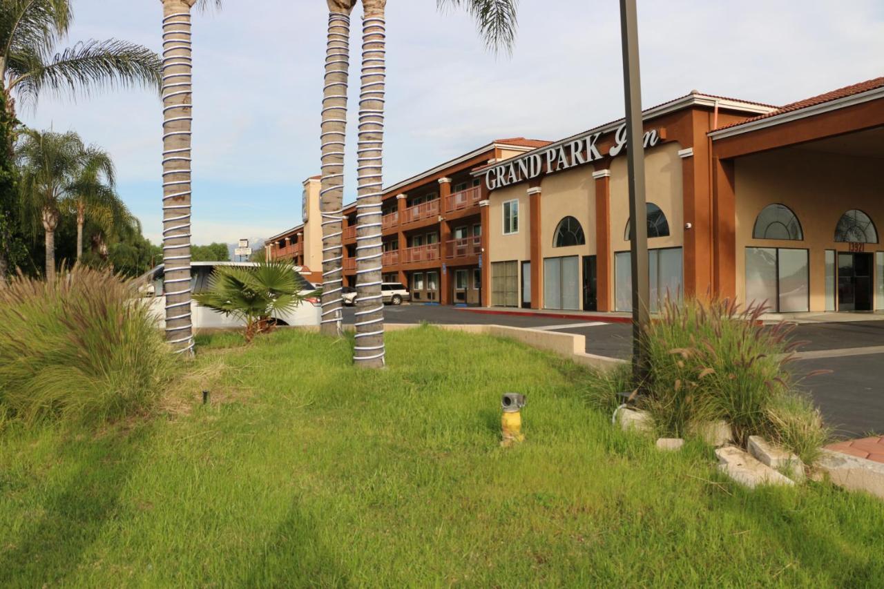 Grand Park Inn Baldwin Park Exterior foto